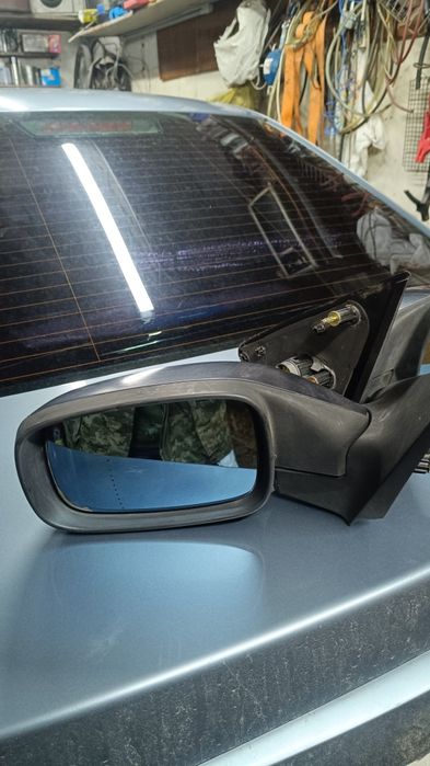 Дзеркала Рено лагуна 2