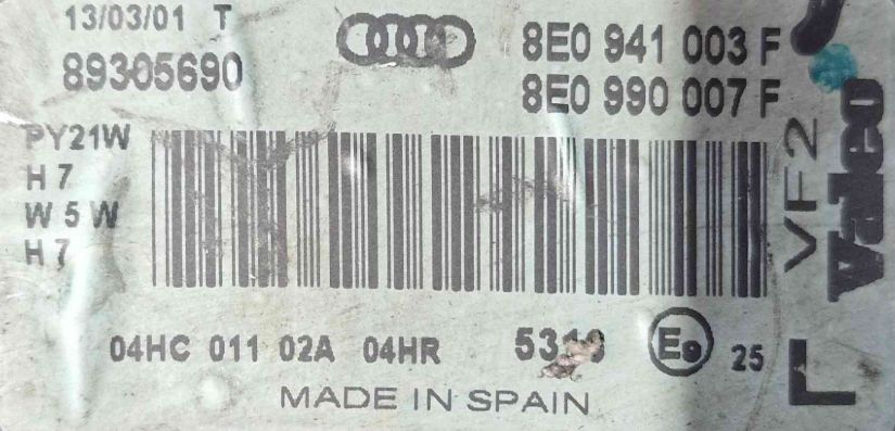 Ótica / Farol Esquerdo | AUDI | A4 B6 (8E2) [11.2000 - 12.2005]