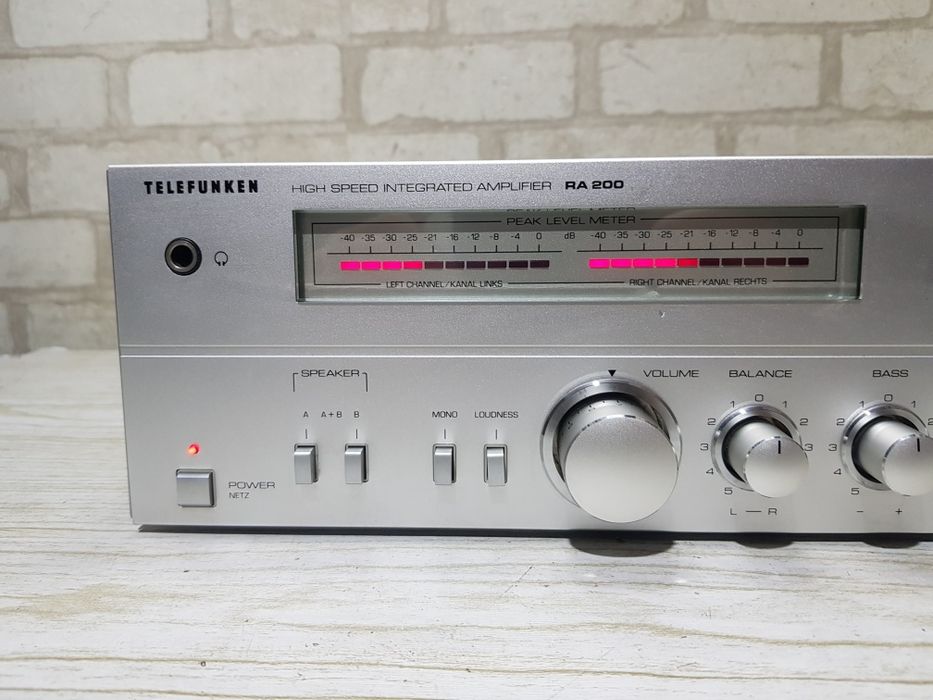 Стерео Підсилюва/Усилитель Telefunken RA 200+1.  2x70Вт з  Німеччини