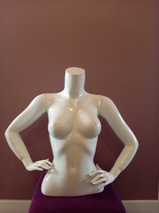 Манекени, плічка-вішалки, дуже недорого. Б/У