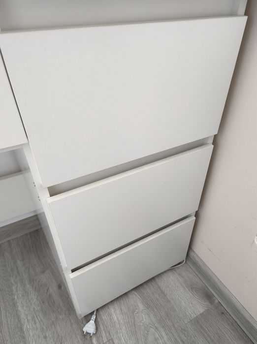Toaletka z lustrem + 12 led