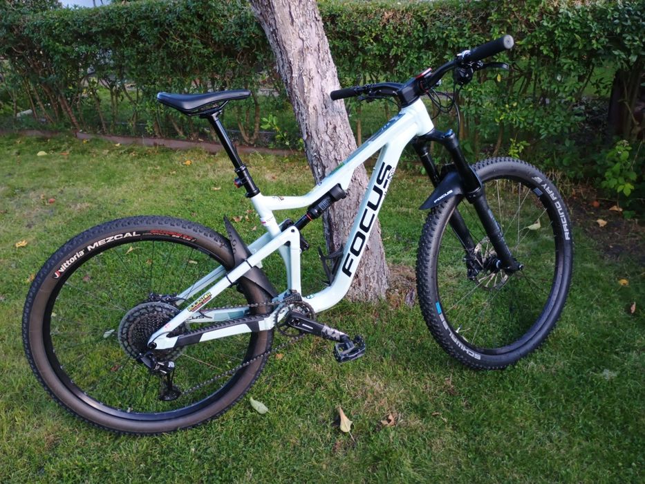 Rower MTB full Focus Jam 6.8 roz. M, doinwestowany, RockShox, koła 29