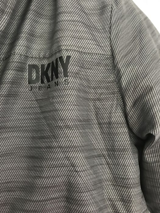 Nowa kurtka DKNY, 5/6 lat