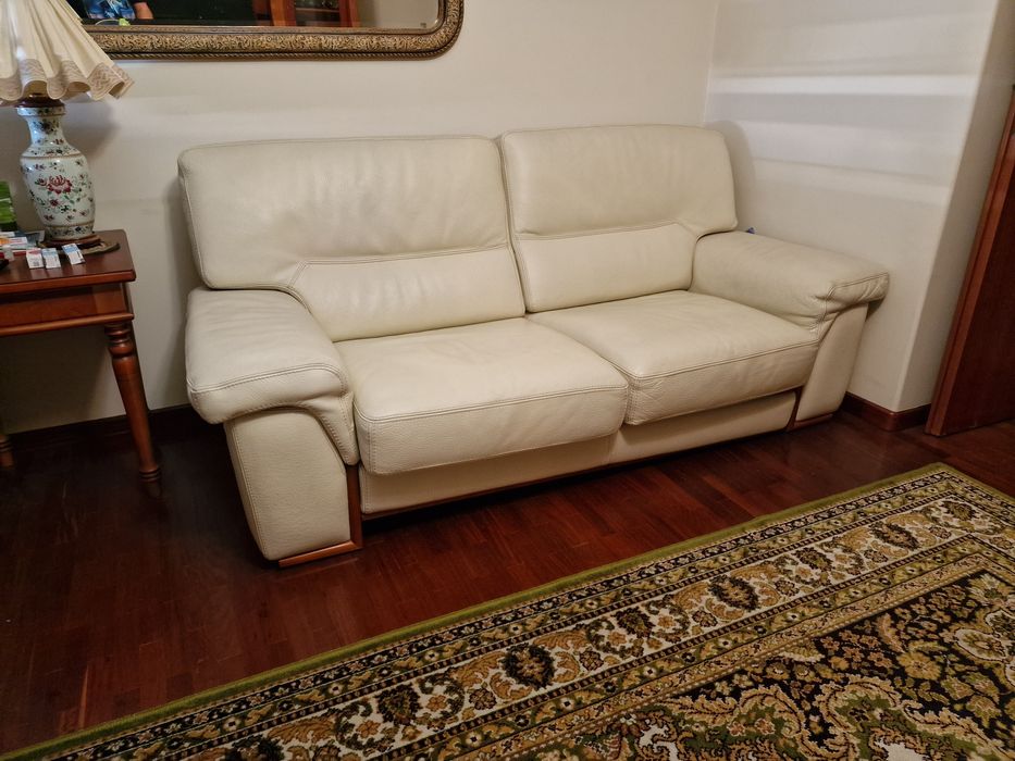 Conjunto de Sofás 2 + 1