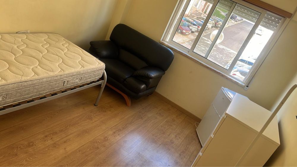 Quarto para  alugar em alverca