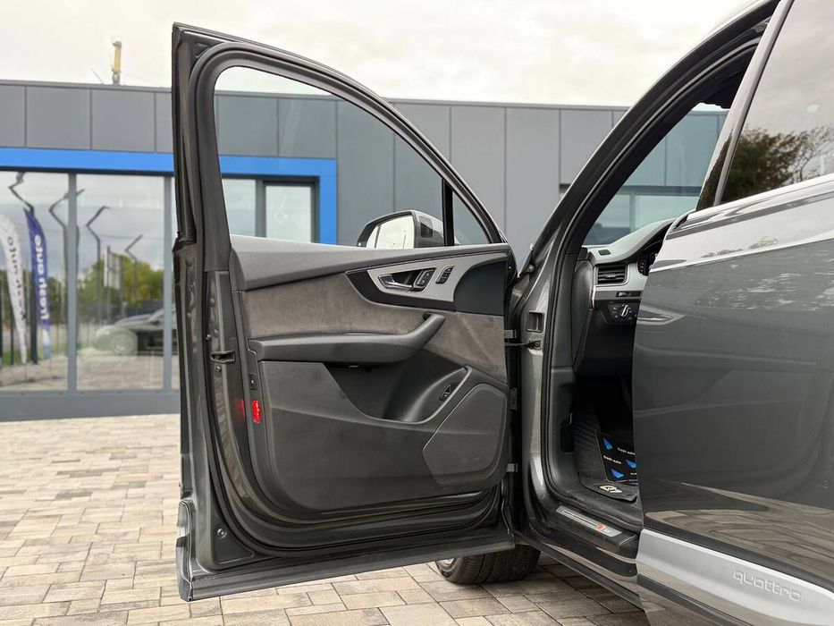 Audi Q7 2015 freshauto