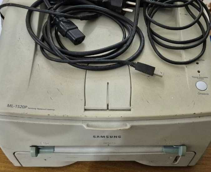 Принтер Samsung ML-1520P