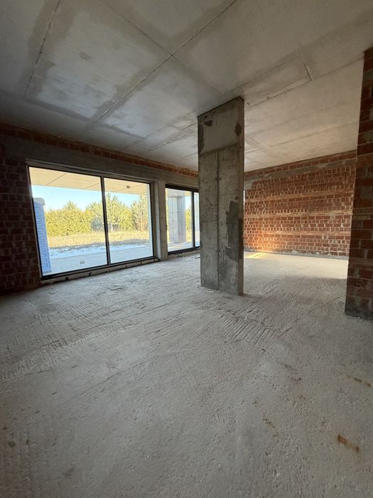 Продаж нового будинку 285 м2, ділянка 12 сот. КМ «Золоче», Котеджне містечко. Охоронювана закрита територія, воєнізована охорона