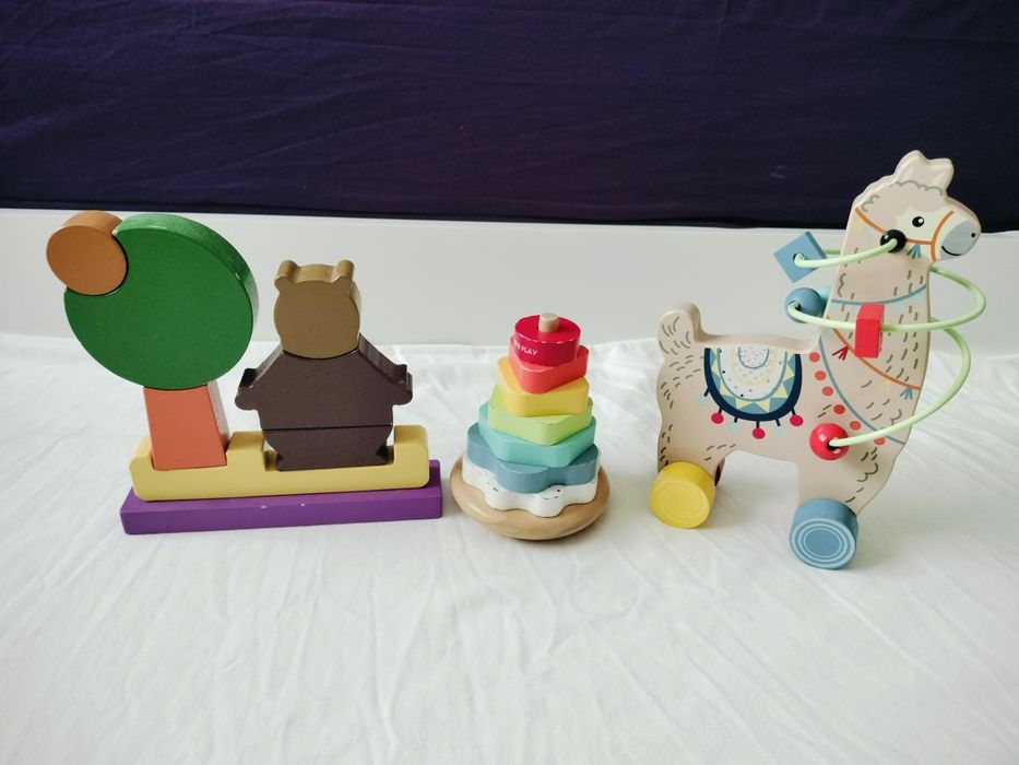 Lote brinquedos Montessori em madeira +12M