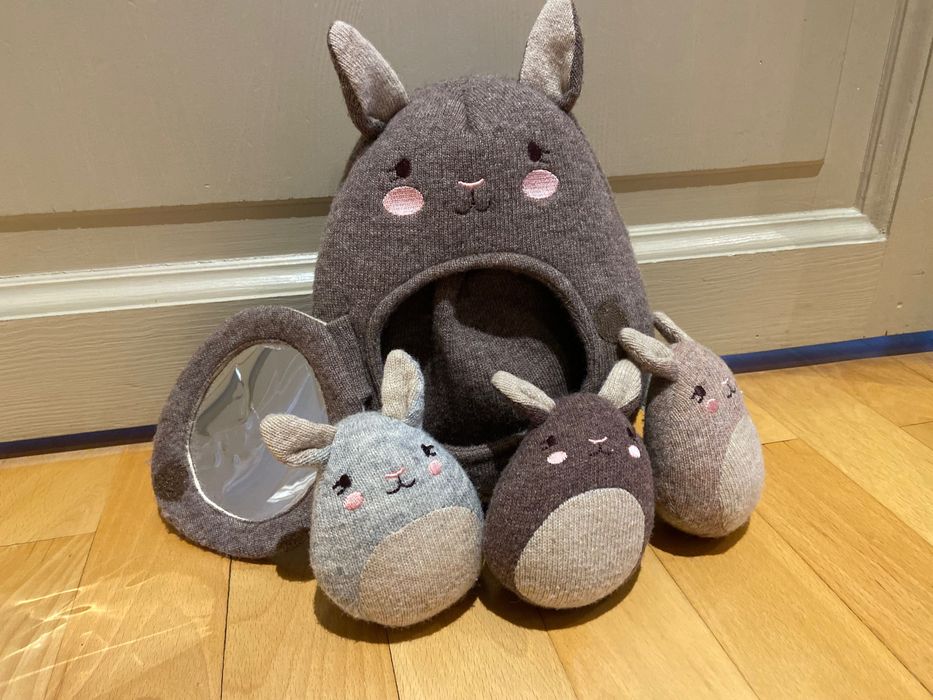 Konges Slojd Zabawka Aktywizująca Kangaroo Maskotki pluszaki