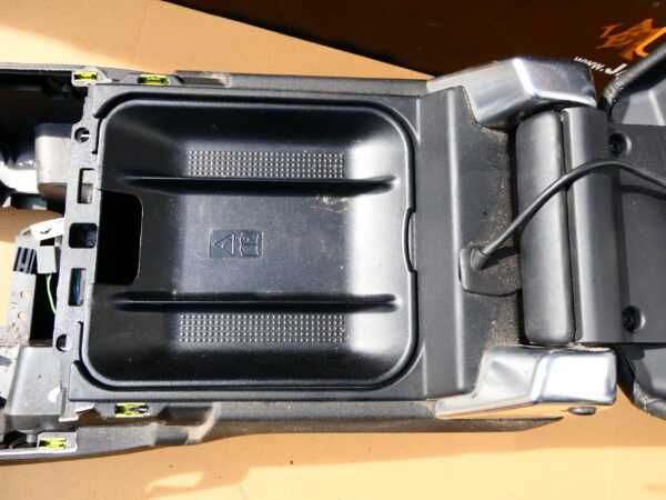 Range Rover sport L320 2010 - 2013 consola central