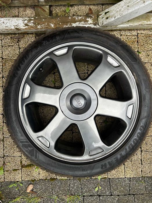 Oryginalne ALUFELGI Audi S4 B5 + OPONY wielosezonowe GoodYear