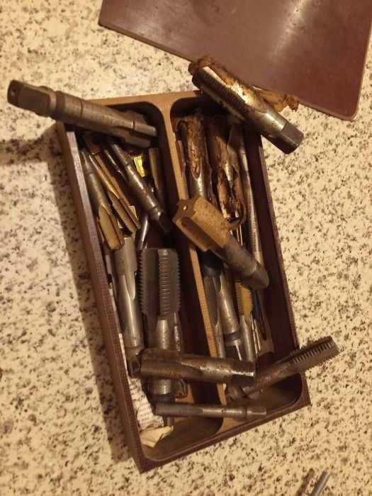 Набор метчиков 22шт