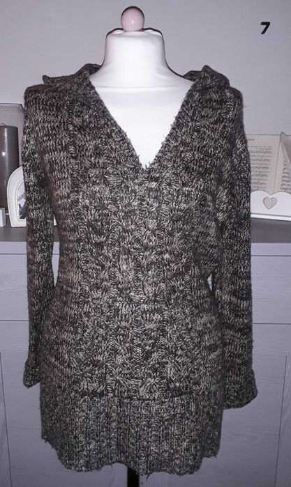 Sweter długi z kapturem Clockhouse roz.M/38