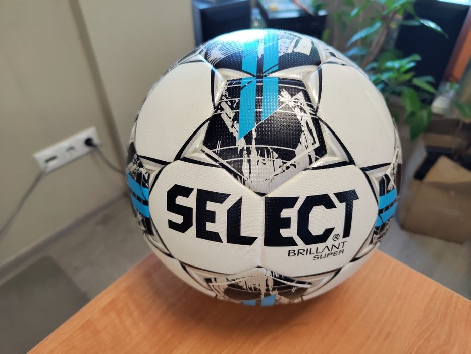 М’яч футбольний SELECT Brillant Super (FIFA QUALITY PRO),  розмір  5