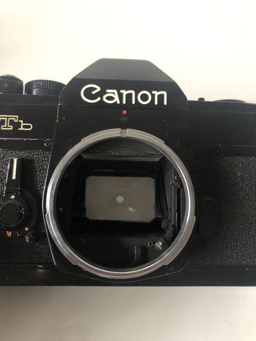 Canon FTB para peças.
