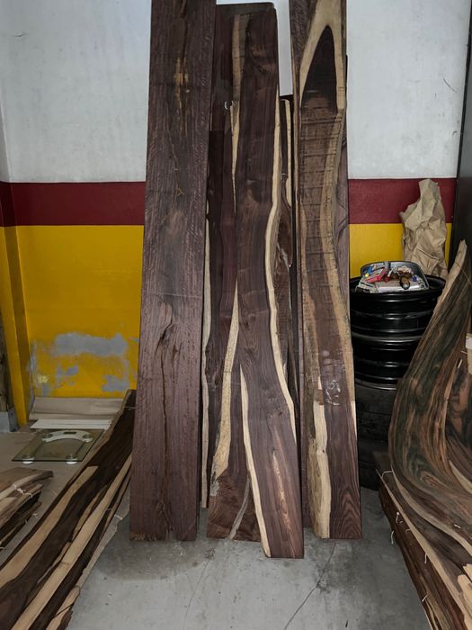 Madeira e Folha Pau Santo