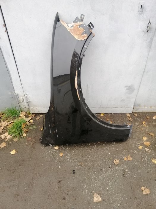 Крило праве на додж дюранго