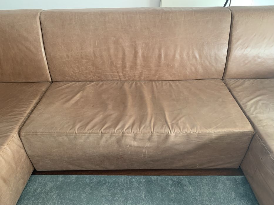 Sofa em pele genuina
