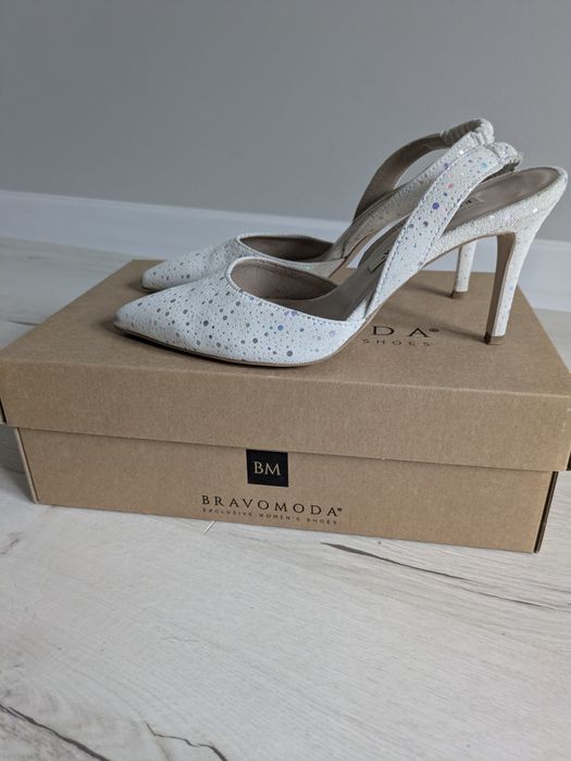 Buty ślubne Bravomoda