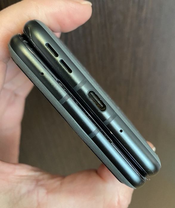 Motorola RAZR 2023 8/128Gb Green