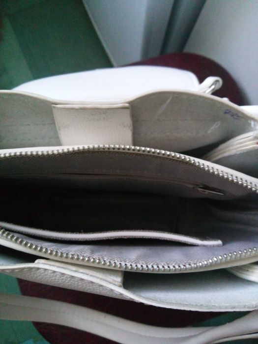 Сумка б.у кожаная в хорошем состоянии