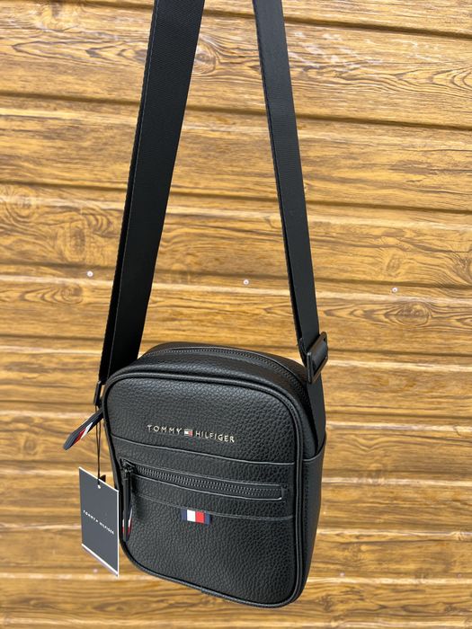 Чоловіча сумка Tommy Hilfiger чорна через плече | стильна месенджер | нова