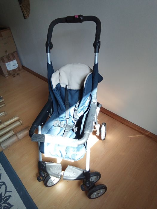 Chicco carrinho de bebê Ponee XS