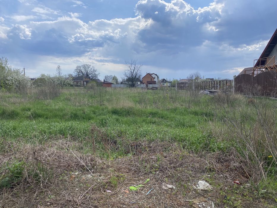 Продам ділянку 16 соток Гнідин. До центру 300 м. Вул. Прорізна