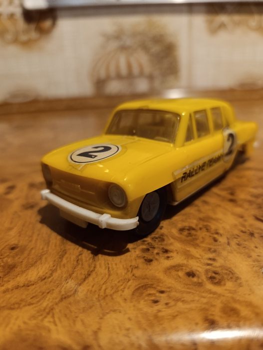 Autko zabawka Skoda PRL