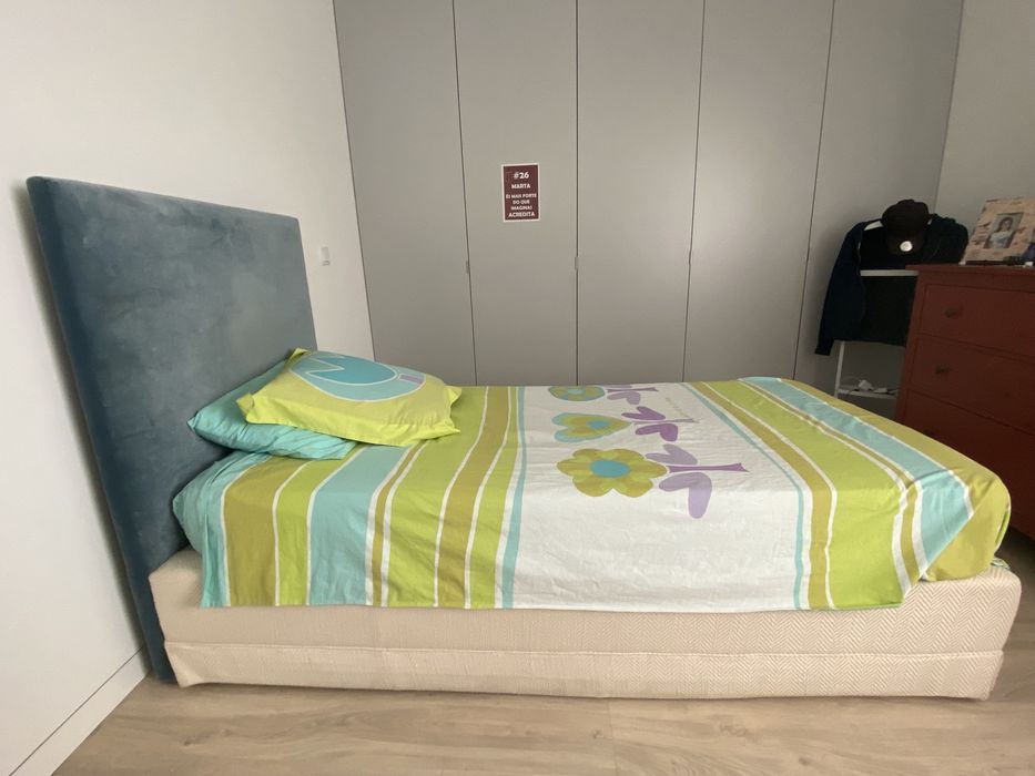 Cama de solteiro