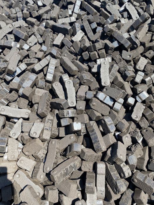 Brykiet Niemiecki kod CN 2702