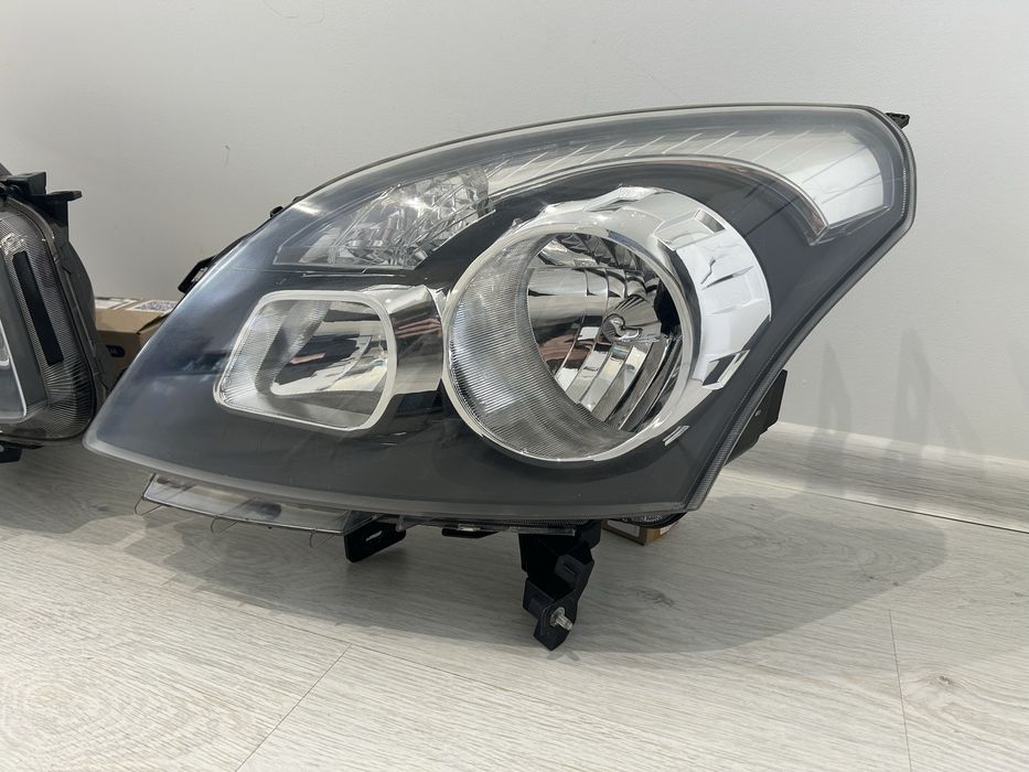 Фари Renault Koleos
