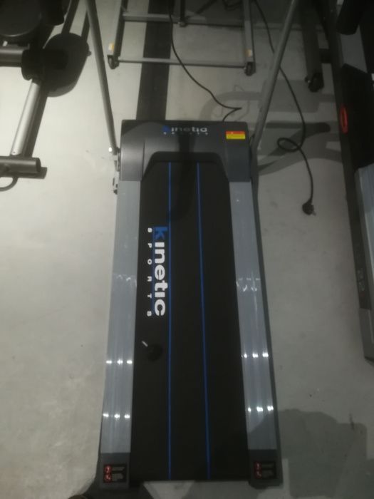 Wyprzedaz bieżnia kinetic sports