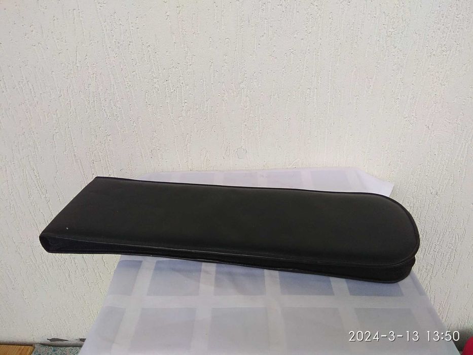 Переносной органайзер для галстуков.