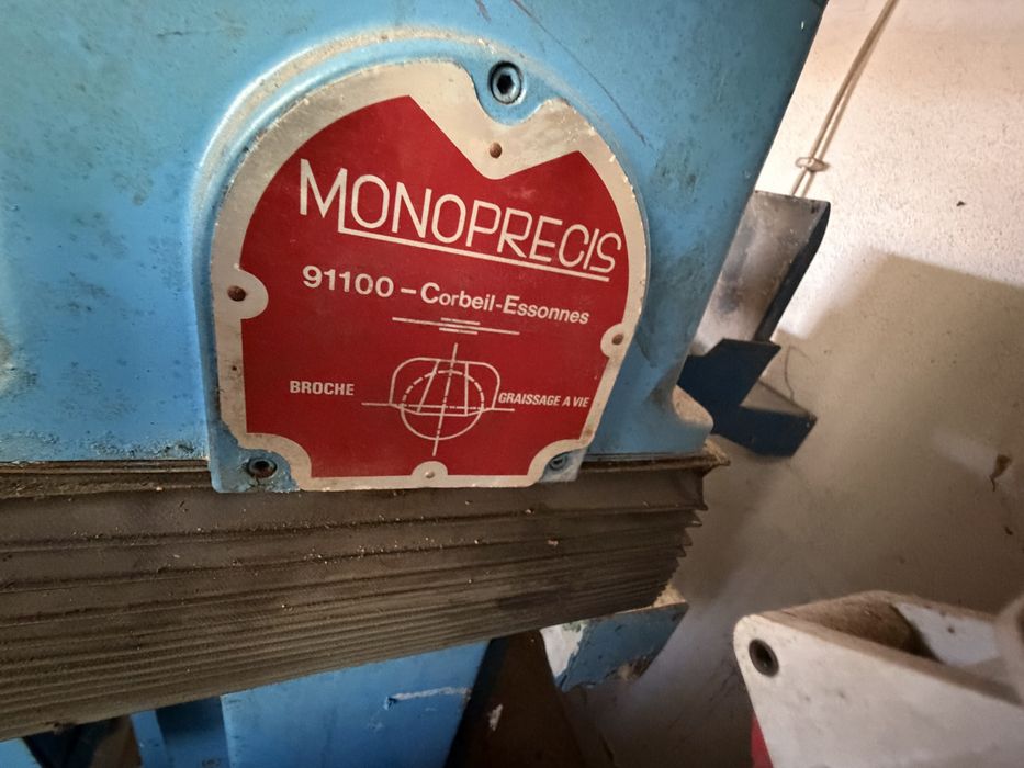 Retificadora industrial Monoprecis – máquina de precisão