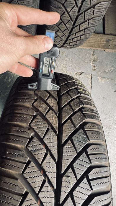 Шини R15 195/65 Continental ContiWinterContactTS830