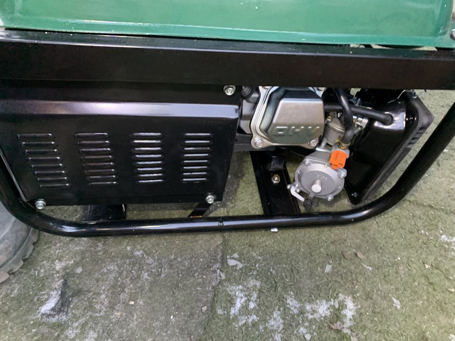 Продам Генератор,разом з балонами,майже Новий.торг