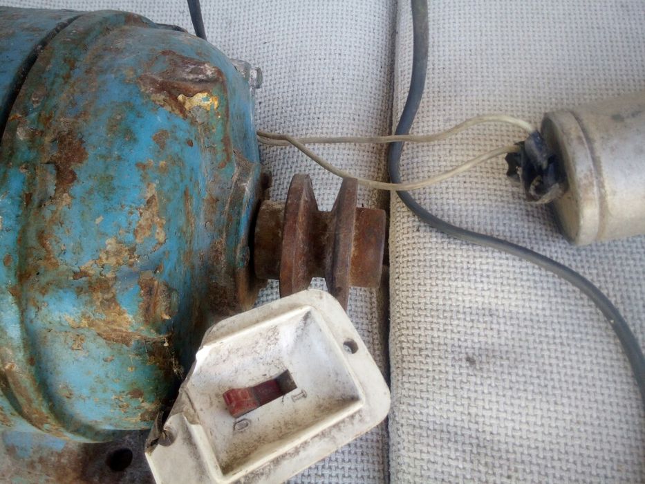 silnik nisko obrotowy niestety bez tablicy