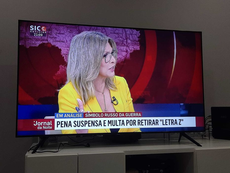 Samsung UE55TU8005K 139cm 55" 4K Ultra HD SmartTV Wi-Fi Series 8