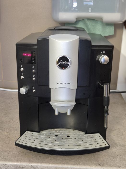 Кавоварка Jura Impressa Е80 classic