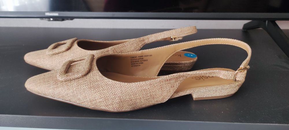 Босоніжки жіночі