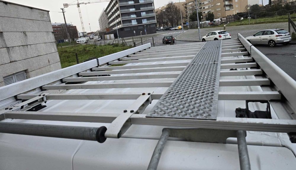 Renault Master L2H2 - Teto Alto – C/Grade e Escada - Full Extras - Iva