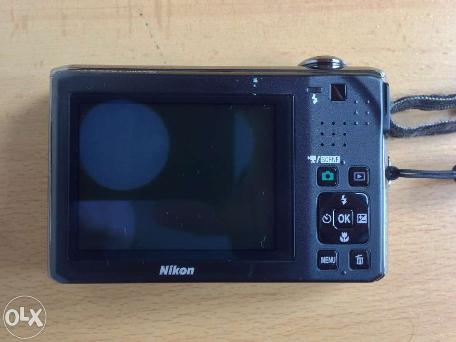Máquina fotográfica digital Nikon S100pj