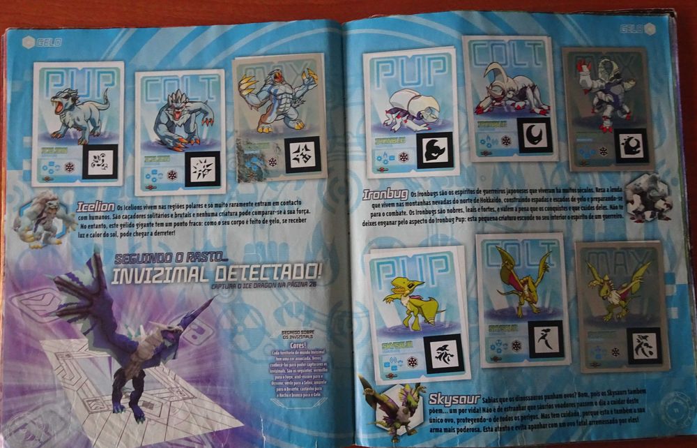 Cadernetas Invizimals  da Panini