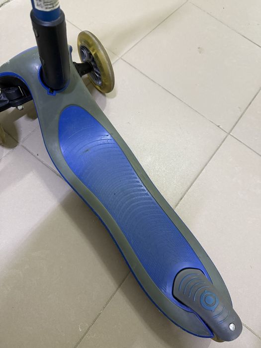 Самокат Globber Elite з підсвічуванням