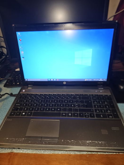 HP probock 4545s .amd A4 4300M .4gb DDR3.hd 1T .