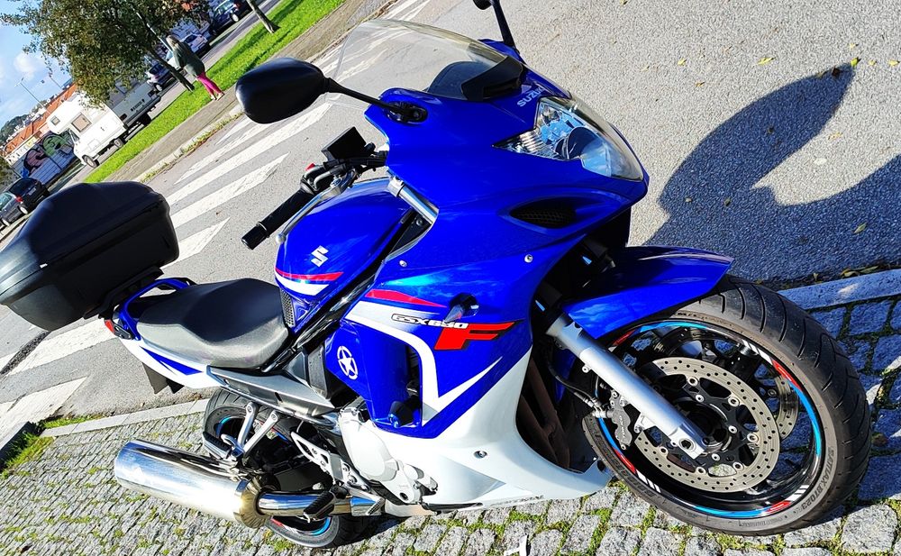 Suzuki GSX-F 650 cm3
