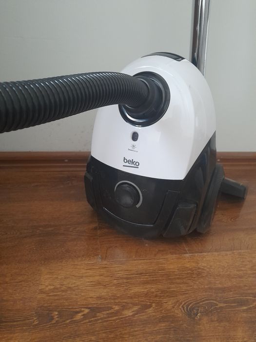 Odkurzacz Beko VCC34801AW