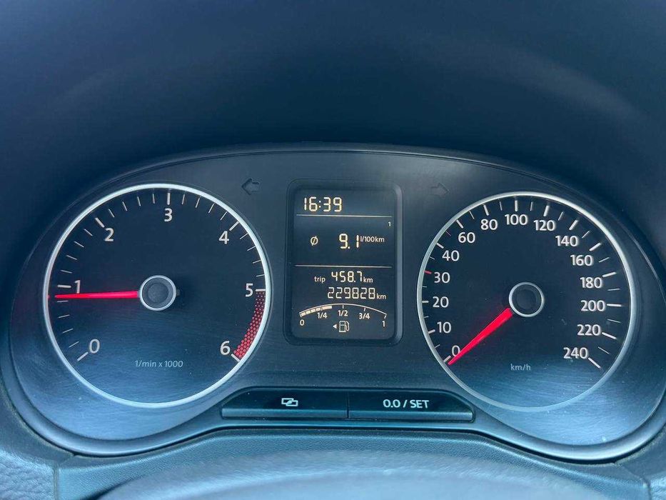 Volkswagen Amarok 2.0TDI повний привід